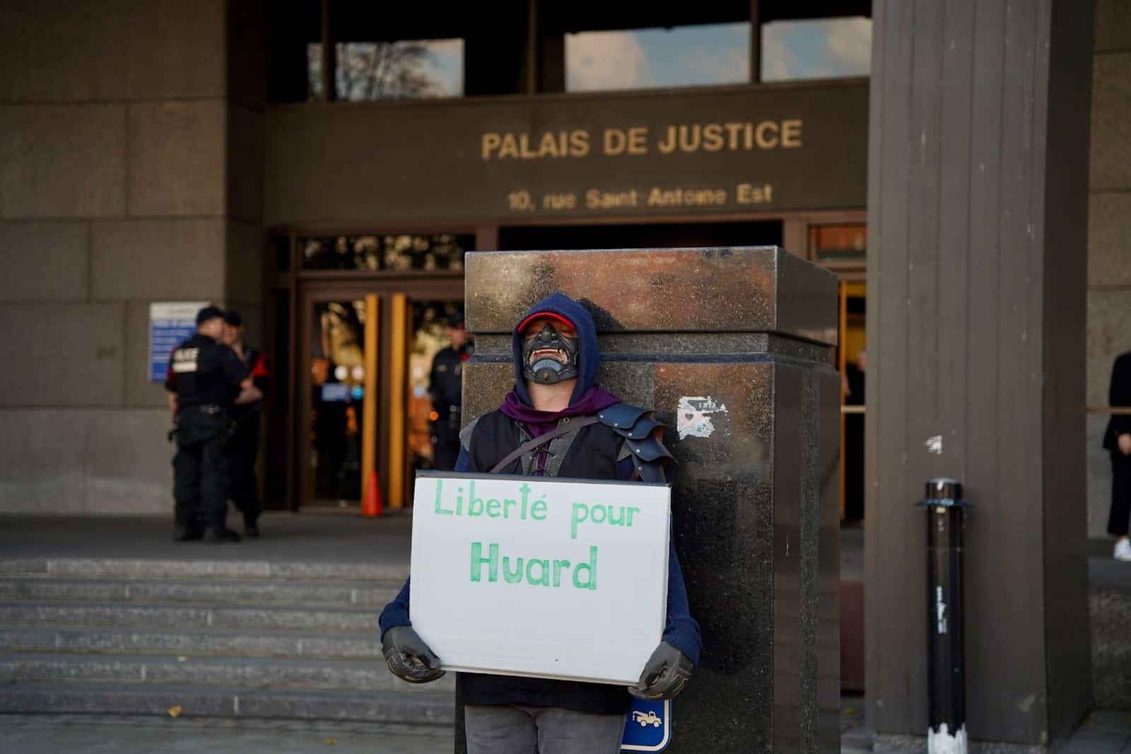 L&rsquo;attribut alt de cette image est vide, son nom de fichier est image-1-1024x682.jpeg.La Couronne a demand&eacute; le 31 mars de condamner &agrave; un mois de prison Olivier Huard, r&eacute;cemment reconnu coupable d&rsquo;avoir bloqu&eacute;, avec d&rsquo;autres, le terminal p&eacute;trolier de Valero &agrave; l&rsquo;automne 2022. Photo: Oona Barrett.